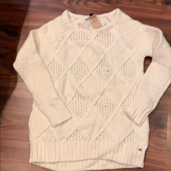 American Eagle Outfitters Sweaters - American Eagle NWT white sweater.
